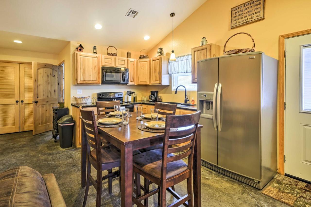 The Bunkhouse At Rolling Meadows Ranch With Grill! Villa Glencoe Ngoại thất bức ảnh